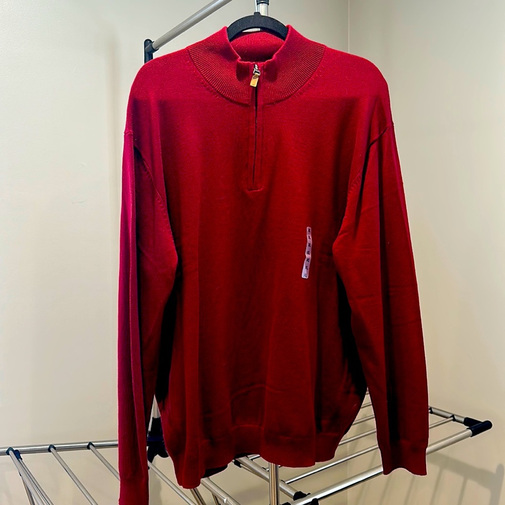 NWT Red 1/2 zip men’s sweater